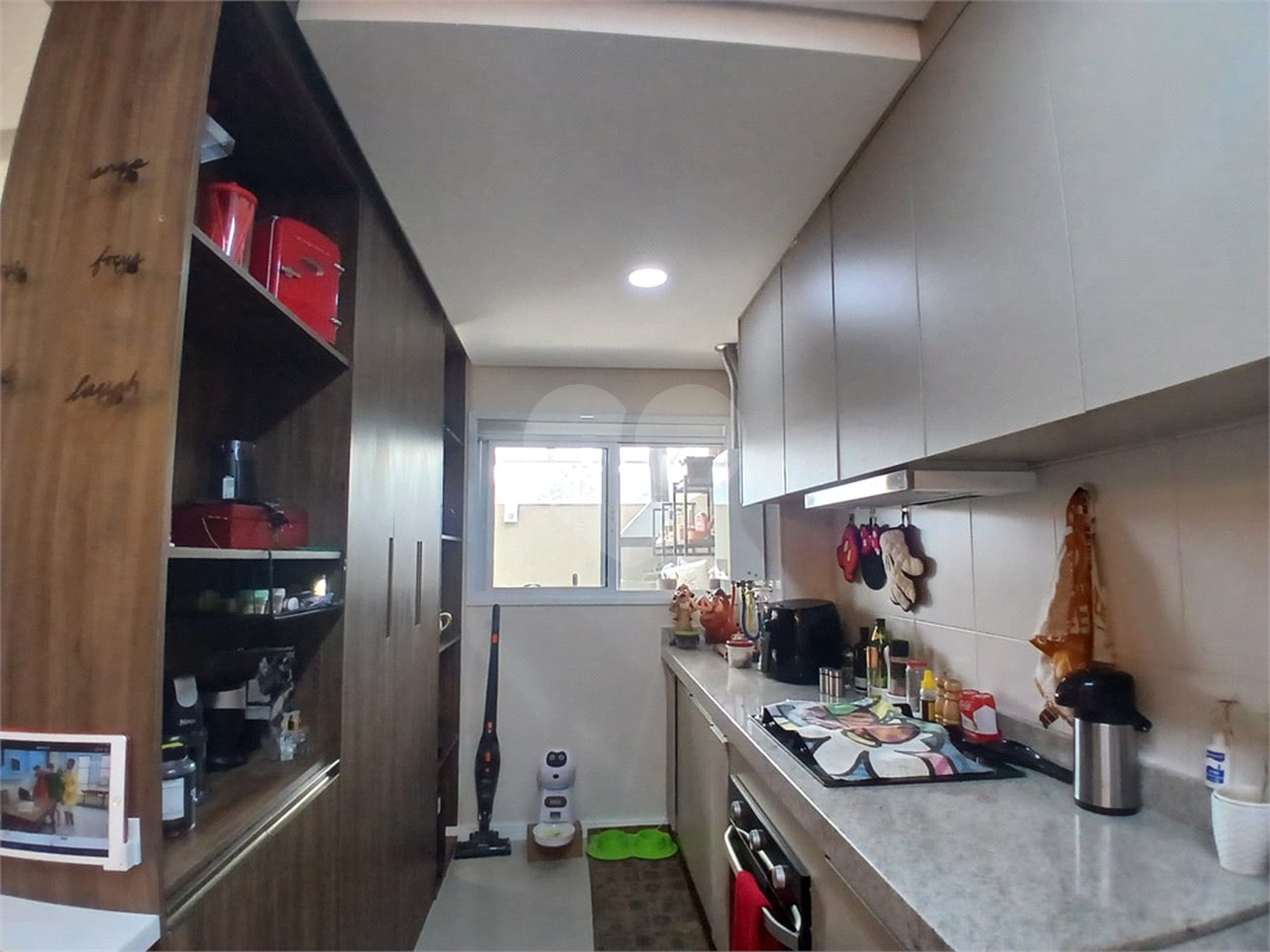 Apartamento à venda com 2 quartos, sendo 1 suíte,  em Bairro do Cambará, São Roque, SP