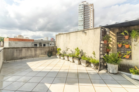 Sobrado à venda com 3 suítes em Vila Carrão, São Paulo, SP