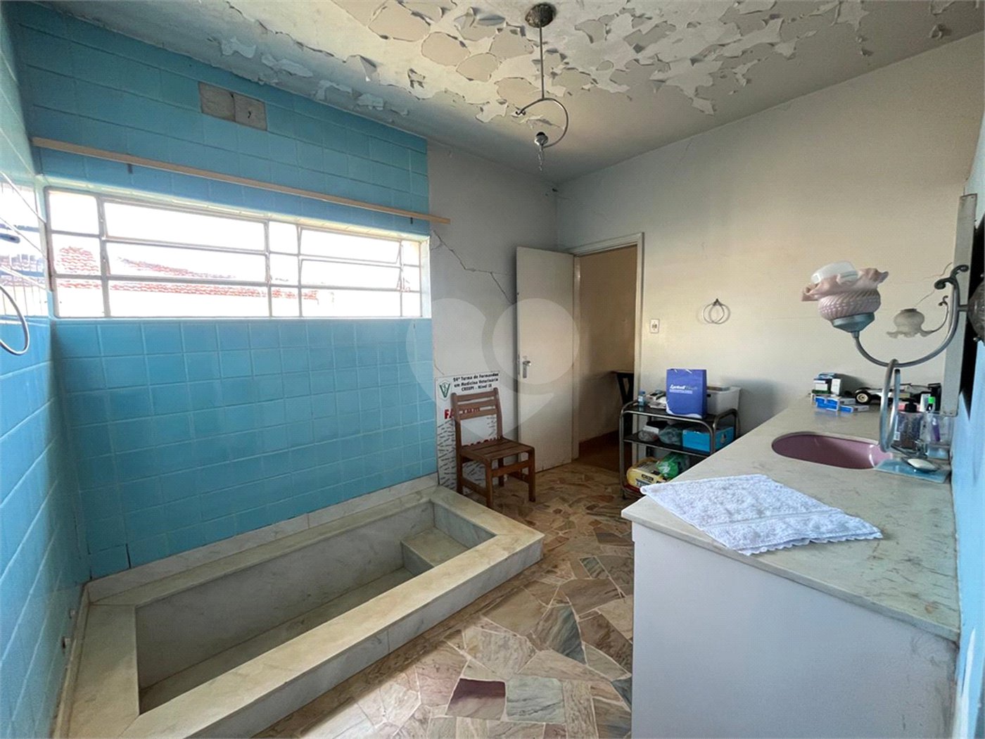 Casa à venda com 4 quartos, sendo 1 suíte,  em Vila Rosa, Itapetininga, SP