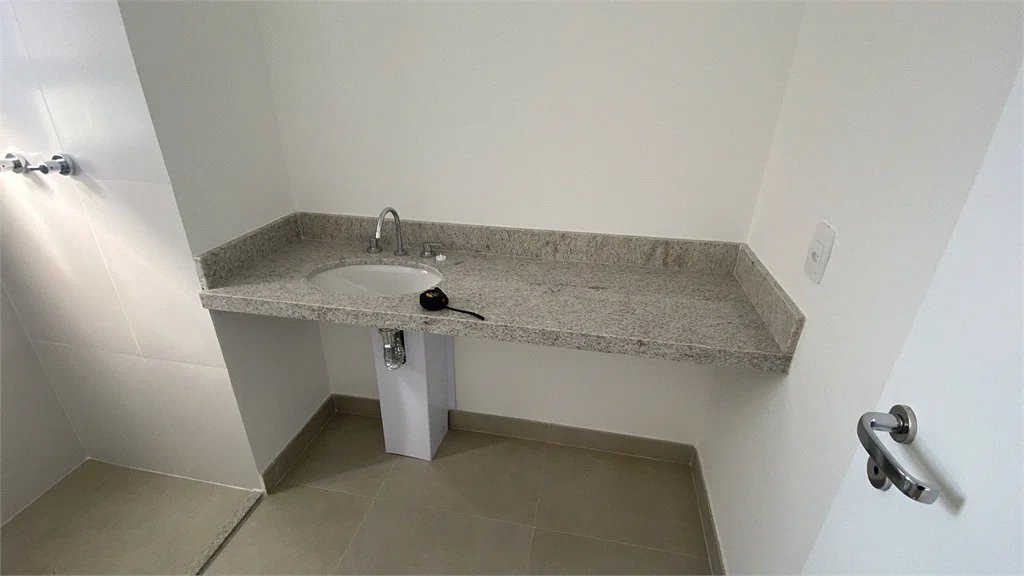 Apartamento à venda com 2 suítes em Pinheiros, São Paulo, SP
