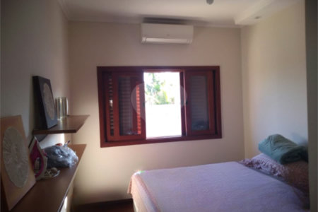 Casa à venda com 3 quartos, sendo 1 suíte, em Jardim Novo Horizonte, Valinhos, SP