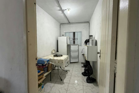 Casa Térrea à venda com 9 quartos, sendo 2 suítes, no condomínio Seranila, Monte Mor - SP