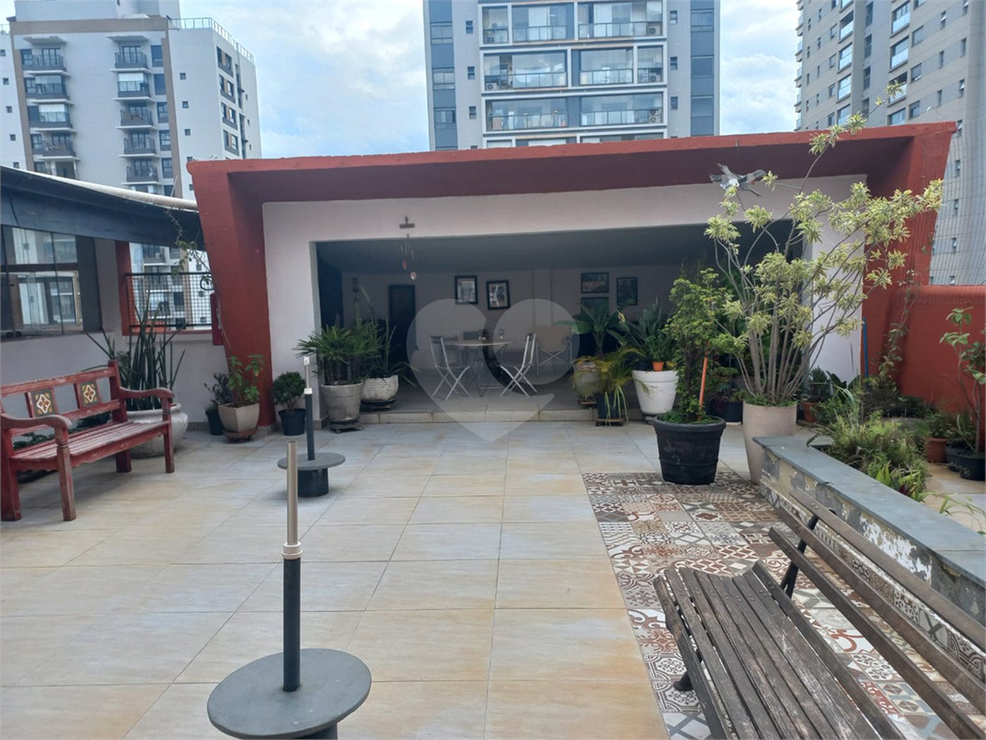 Apartamento à venda com 3 quartos, sendo 1 suíte,  em Pinheiros, São Paulo, SP