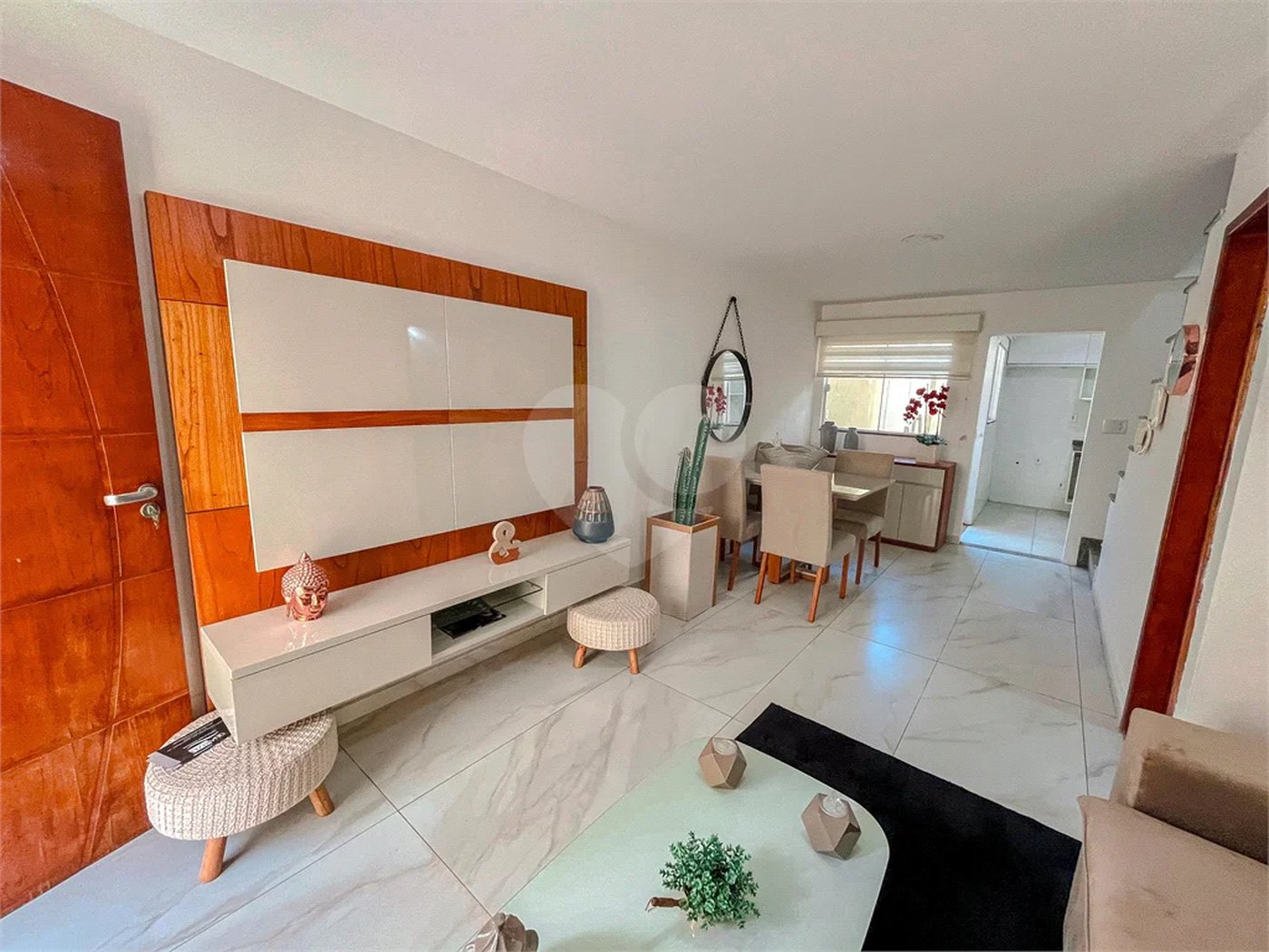 Casa à venda com 4 quartos, sendo 1 suíte, no condomínio Imperial Santa Cruz, Rio de Janeiro - RJ