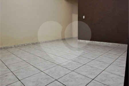 Sobrado à venda com 3 quartos, sendo 2 suítes, em Jardim Adriana, Indaiatuba, SP