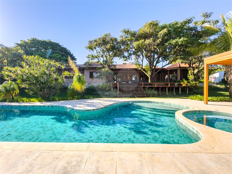 Casa à venda com 6 quartos, sendo 5 suítes,  no condomínio Lagos do Shanadu, Indaiatuba - SP