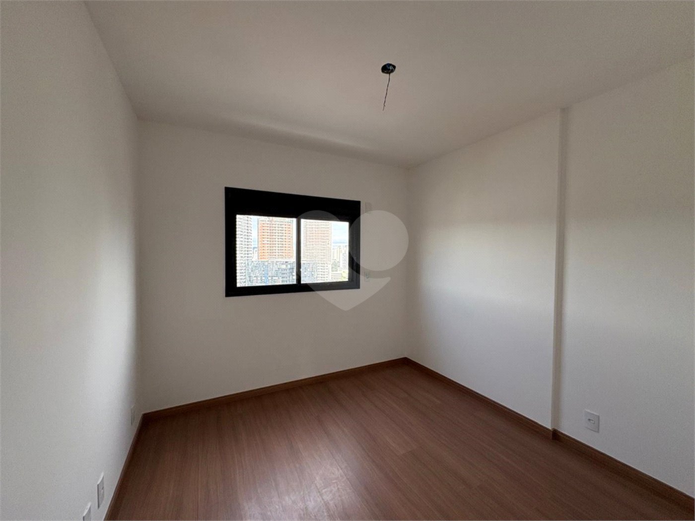 Apartamento à venda com 3 quartos, sendo 1 suíte,  em Jardim Faculdade, Sorocaba, SP