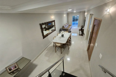 Casa à venda com 3 quartos, sendo 1 suíte, em Santa Teresinha, São Paulo, SP