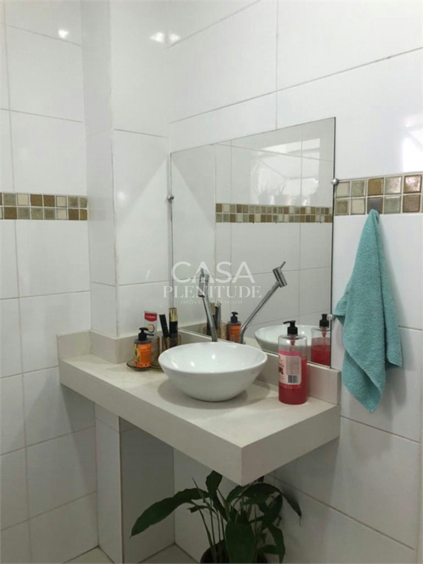 Apartamento à venda com 3 quartos, sendo 1 suíte,  em Vila Santana, Sorocaba, SP