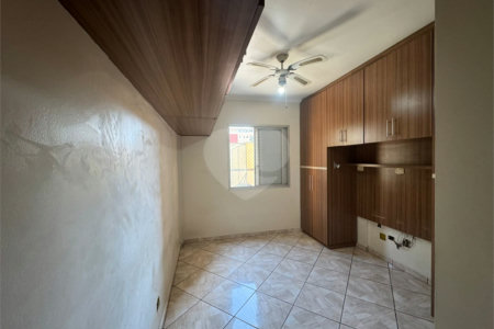 Apartamento à venda com 2 quartos, sendo 1 suíte,  em Camargos, Guarulhos, SP