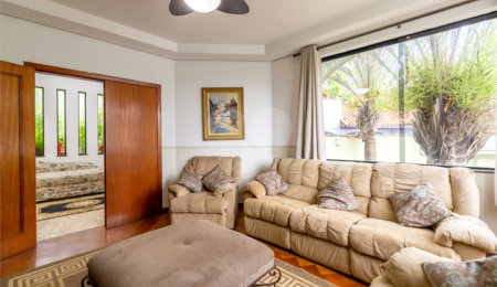 Casa à venda com 4 quartos, sendo 2 suítes,  em Brooklin Paulista, São Paulo, SP
