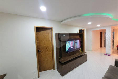 Casa à venda com 3 quartos, sendo 1 suíte, em Campo Grande, Rio de Janeiro, RJ