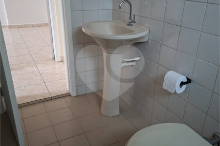 Apartamento à venda com 2 quartos em Parque Maria Domitila, São Paulo, SP