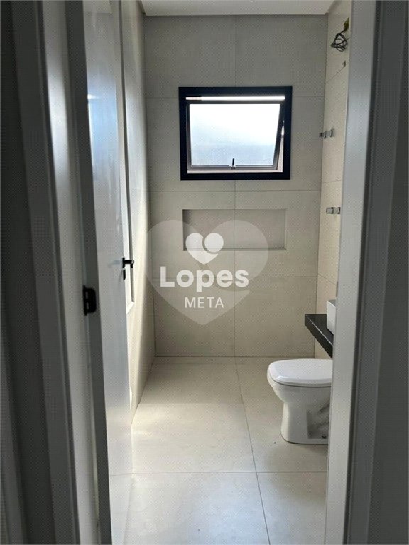 Casa à venda com 3 quartos, sendo 1 suíte,  no condomínio Terras do Vale, Caçapava - SP