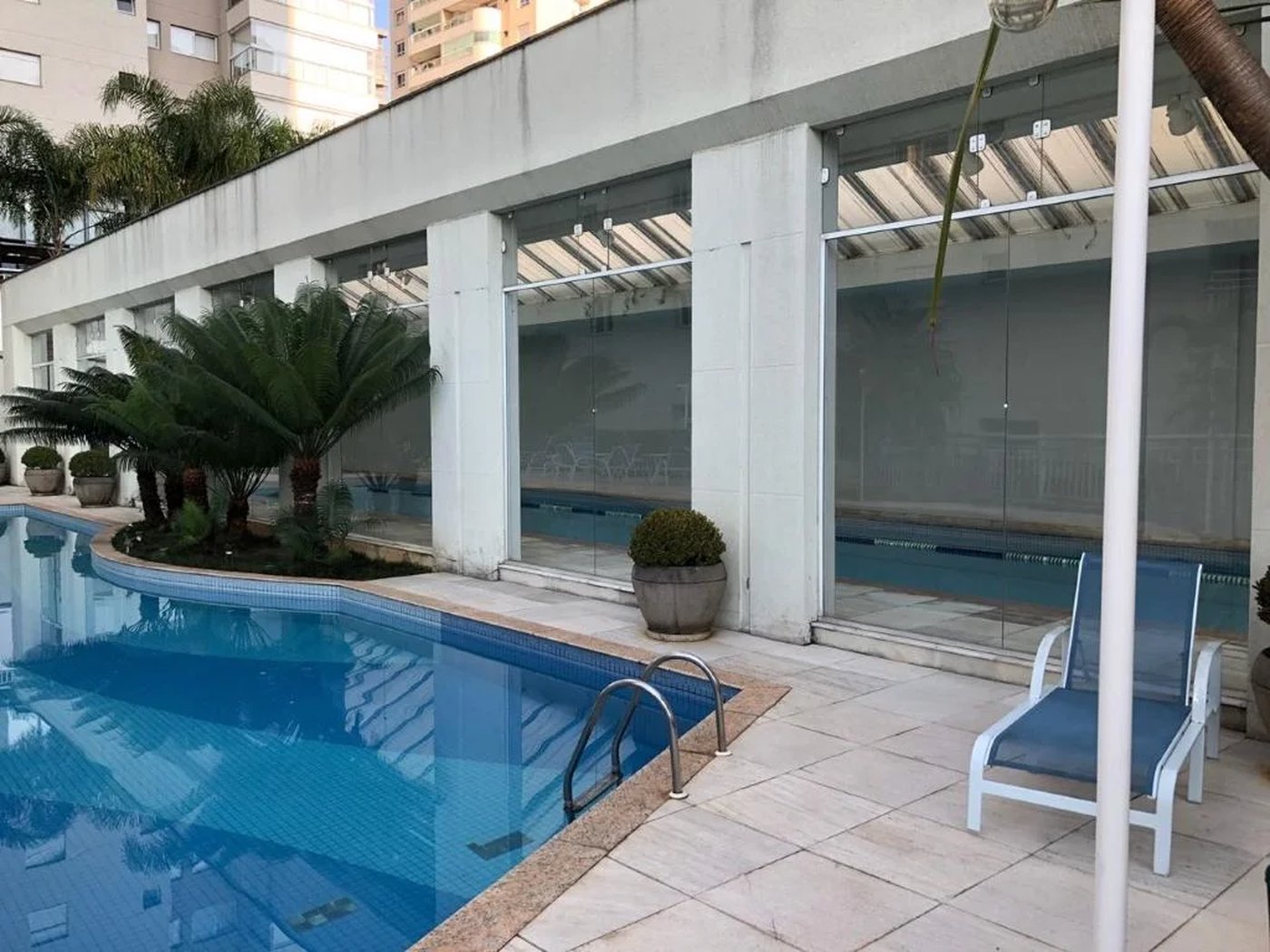 Apartamento à venda com 3 suítes em Vila Suzana, São Paulo, SP