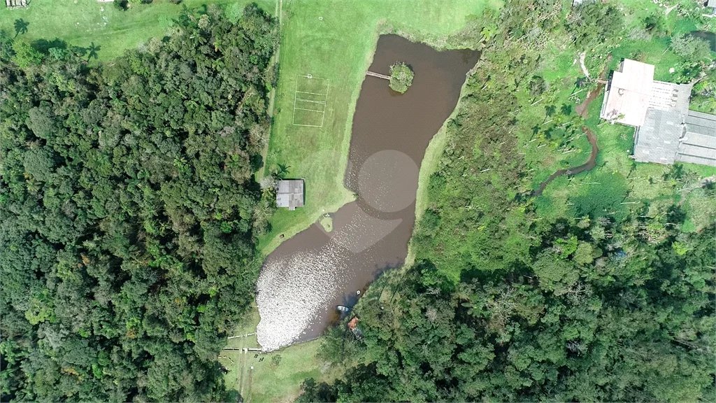 Sítio à venda com 8 quartos, sendo 4 suítes, em Taiaçupeba, Mogi das Cruzes, SP