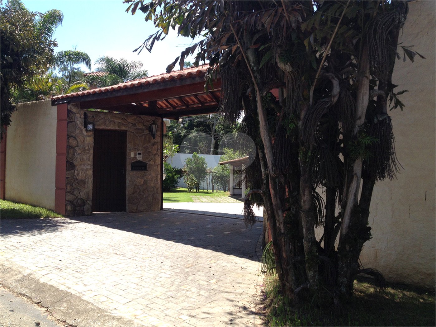 Casa à venda ou para alugar com 4 quartos, sendo 1 suíte, em Serra da Cantareira, Mairiporã, SP