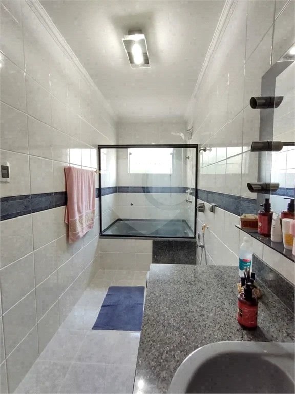 Linda casa à venda no bairro Santa Maria em São Caetano do Sul, 257 m², 3 quartos (1 suíte) e 6 vagas de garagem