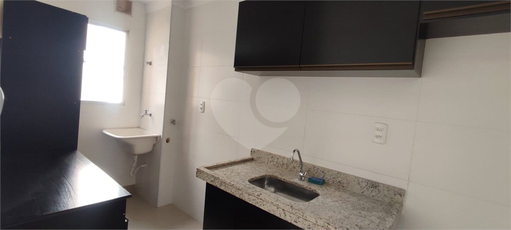Apartamento com 2 dormitórios