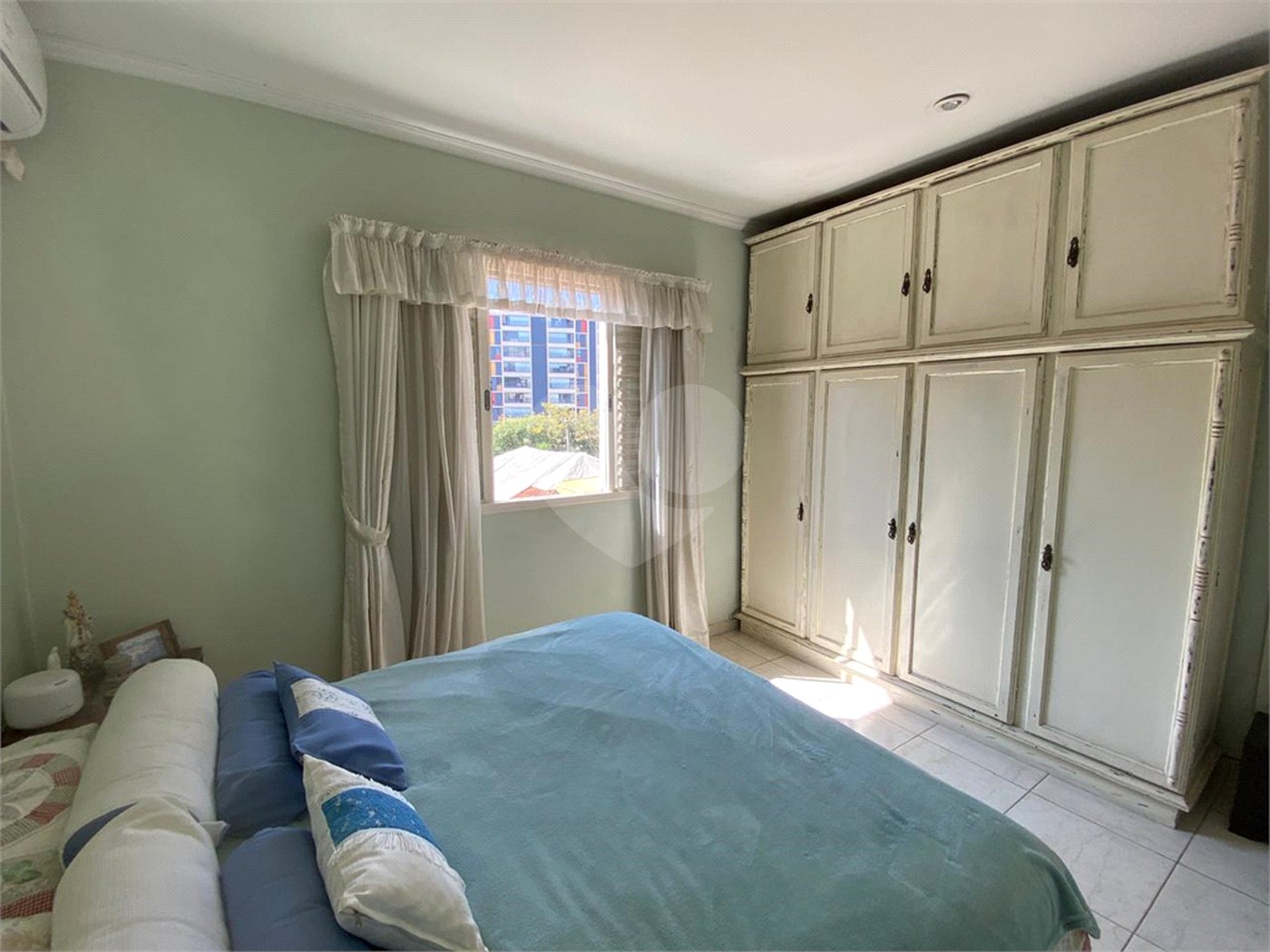 Sobrado à venda com 3 quartos, sendo 1 suíte,  em Vila Ipojuca, São Paulo, SP