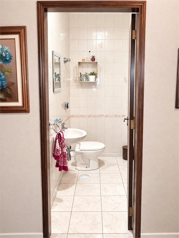 Casa à venda com 3 suítes em Jardim Leonor, São Paulo, SP