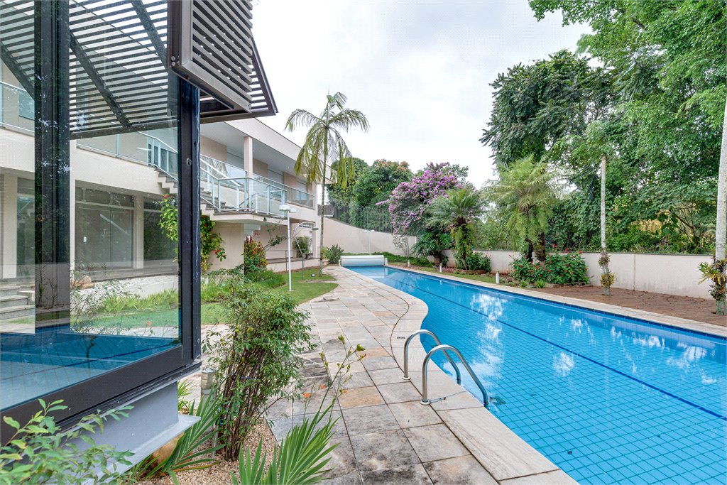 Casa de Vila à venda com 4 suítes em Chácara Flora, São Paulo, SP