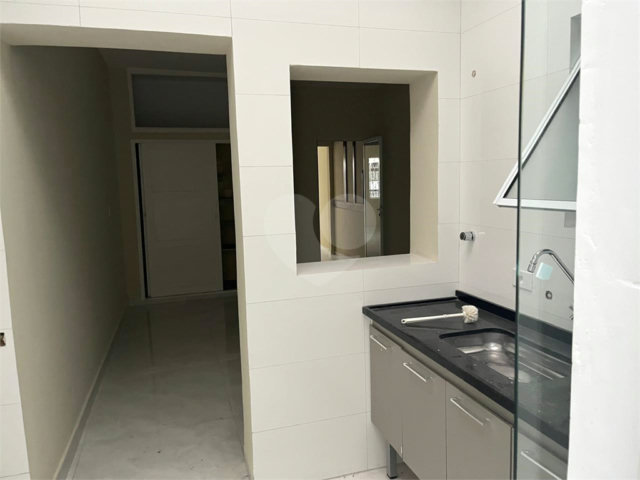 Sobrado à venda ou para alugar com 4 quartos, sendo 1 suíte,  em Santana, São Paulo, SP