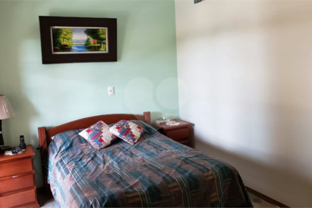 Casa à venda com 3 quartos, sendo 1 suíte, em Jardim das Flores, Atibaia, SP
