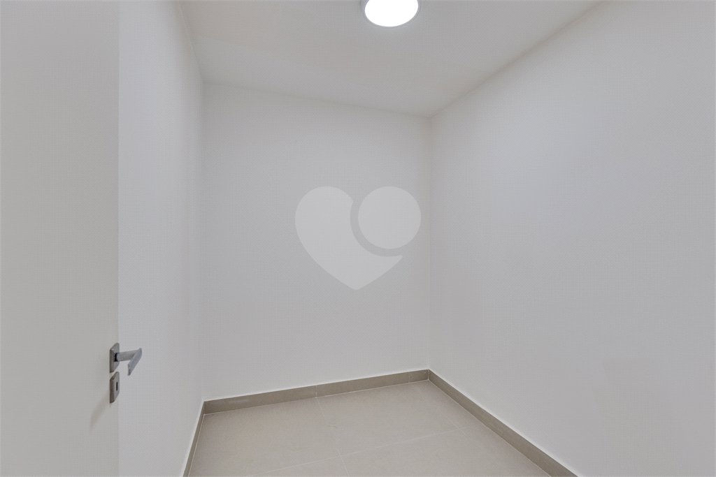 Apartamento à venda com 2 quartos, sendo 1 suíte, em Santo Amaro, São Paulo, SP