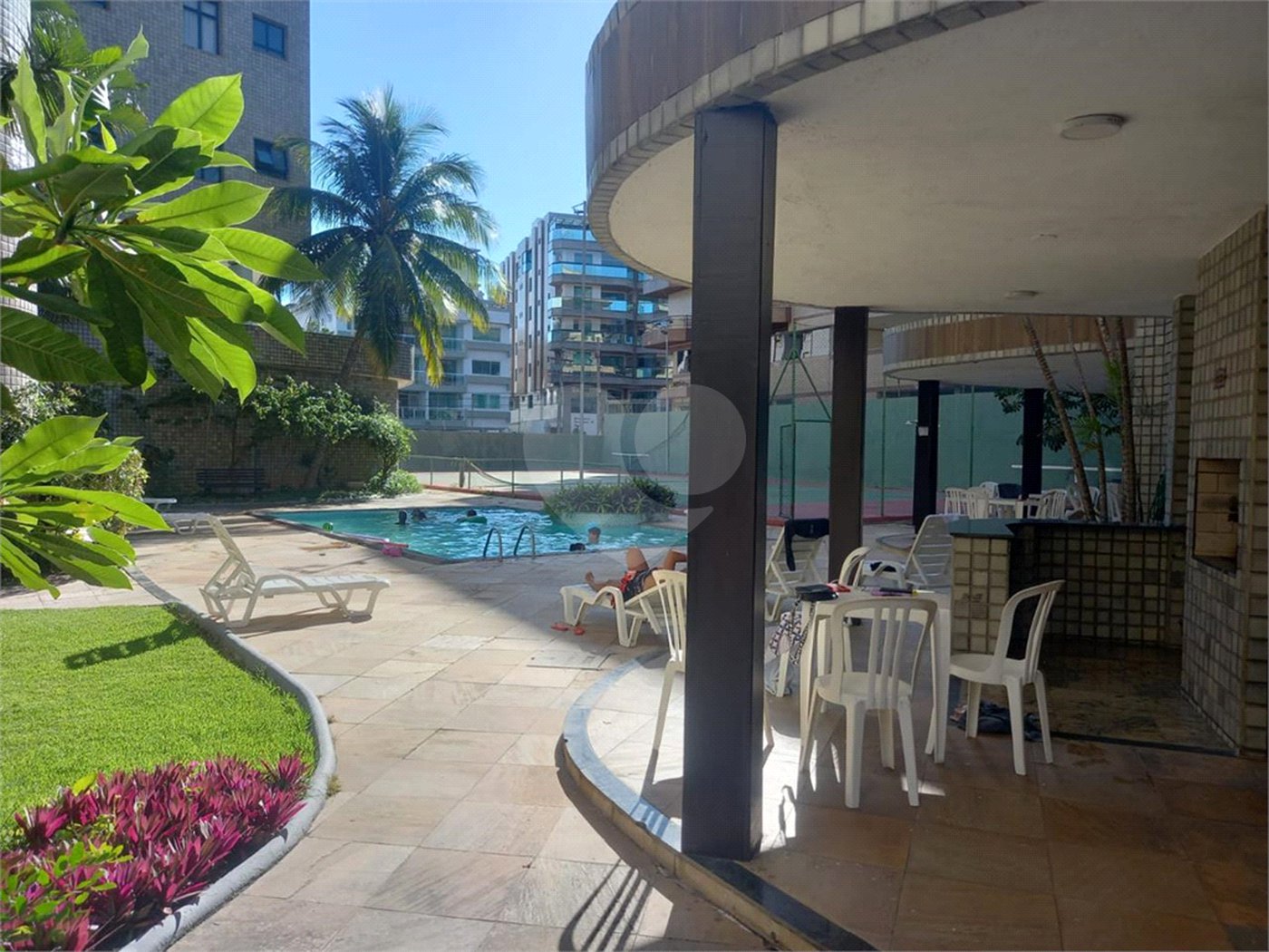 Apartamento à venda com 4 quartos, sendo 2 suítes, em Vila Nova, Cabo Frio, RJ