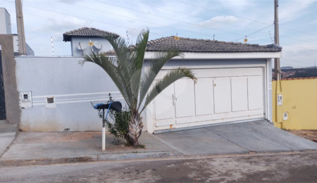Casa à venda com 3 quartos em Jardim das Torres Prolongamento, São Carlos, SP