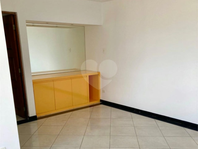 Apartamento à venda com 2 quartos em Vila Mariana, São Paulo, SP