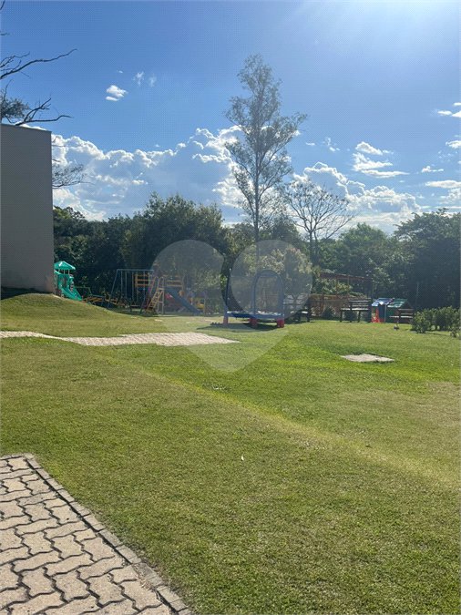 Casa à venda ou para alugar com 2 quartos, sendo 4 suítes, no condomínio Residencial Jardim Bréscia, Indaiatuba - SP