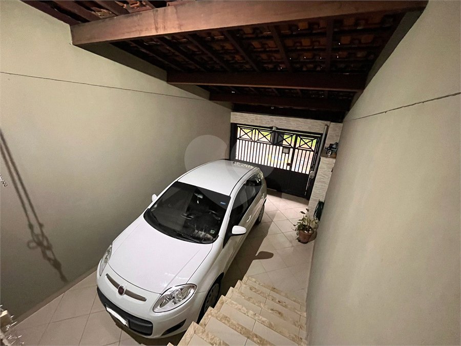 Sobrado Confortável no Jardim Vivan (Jaraguá)