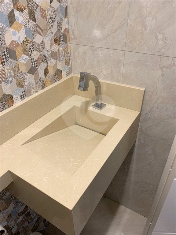 Sobrado à venda com 3 suítes em Vila Mazzei, São Paulo, SP