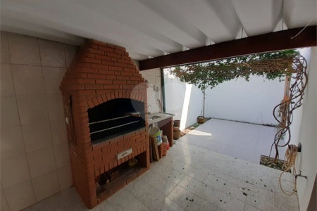 Sobrado à venda com 3 quartos, sendo 1 suíte,  em Parque da Lapa, São Paulo, SP
