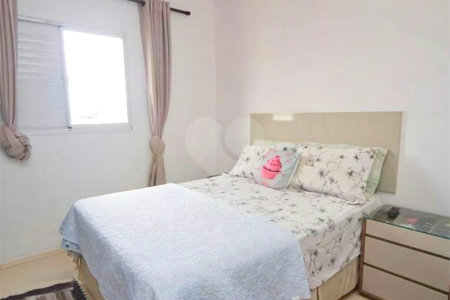 Casa à venda com 3 quartos, sendo 1 suíte,  em Jardim Monte Kemel, São Paulo, SP