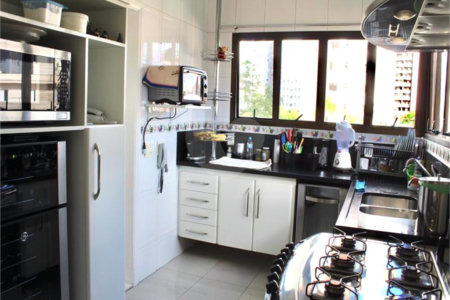 Apartamento à venda com 3 suítes em Jardim Vila Mariana, São Paulo, SP