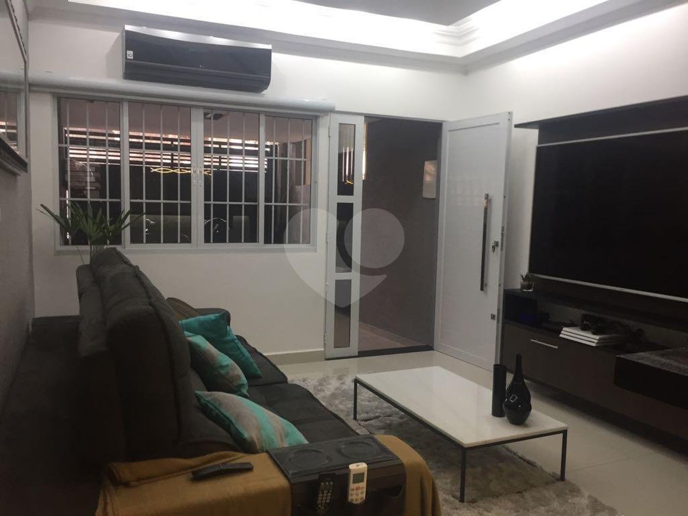 Sobrado à venda com 2 quartos em Santana, São Paulo, SP