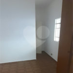 Casa Térrea à venda com 2 quartos, sendo 1 suíte,  em Vila Curuçá, São Paulo, SP