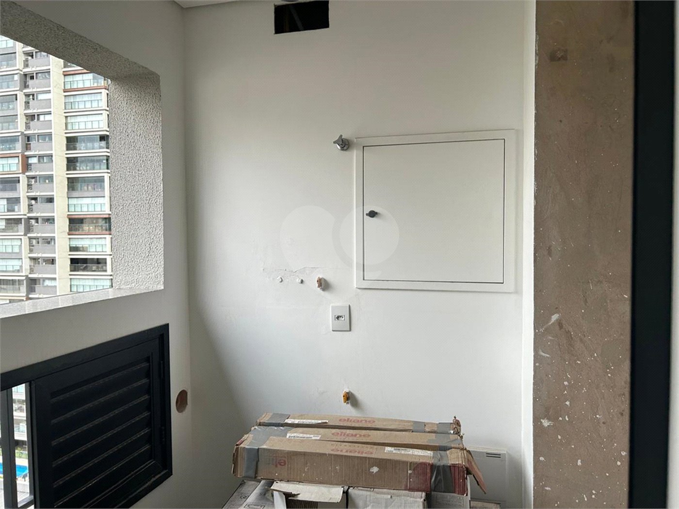 Apartamento à venda com 2 suítes em Cerqueira César, São Paulo, SP