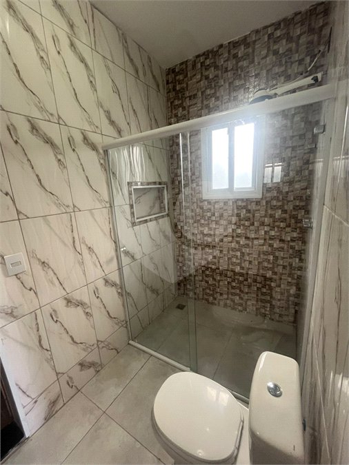 Casa à venda ou para alugar com 2 quartos, sendo 4 suítes, no condomínio Residencial Jardim Bréscia, Indaiatuba - SP