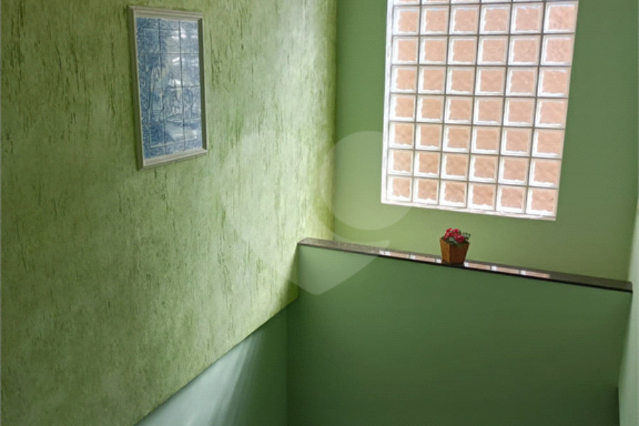 Sobrado à venda com 3 quartos, sendo 1 suíte, em Vila Paiva, São Paulo, SP