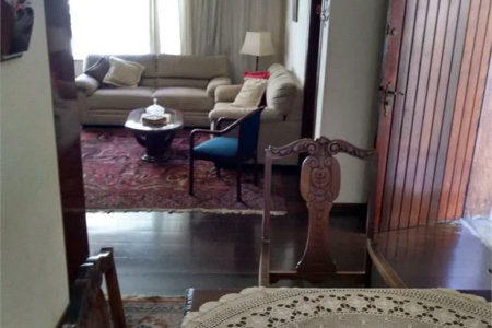Casa à venda com 4 quartos, sendo 1 suíte,  em Alto da Lapa, São Paulo, SP