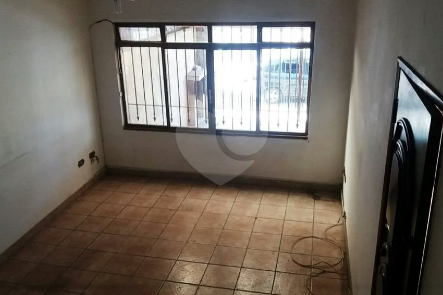 Sobrado à venda com 3 quartos, sendo 1 suíte, em Tremembé, São Paulo, SP