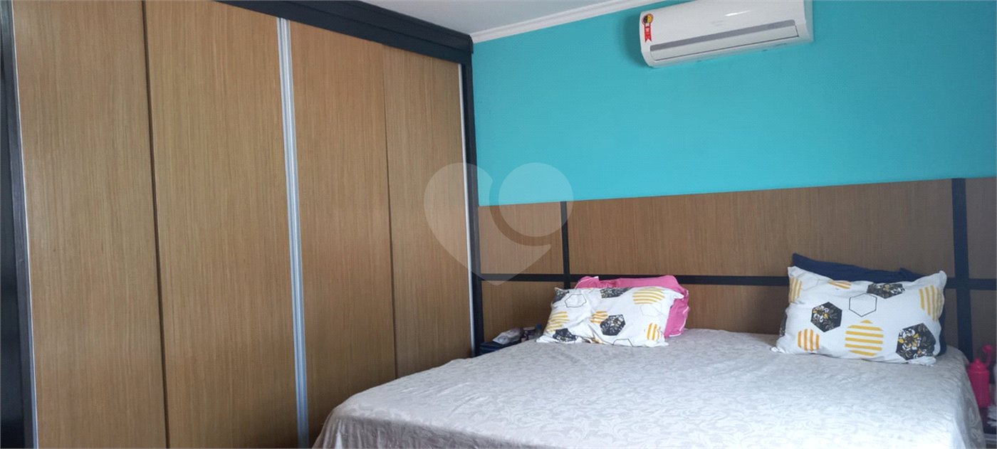 Sobrado à venda com 3 quartos, sendo 1 suíte, em Vila Ema, São Paulo, SP