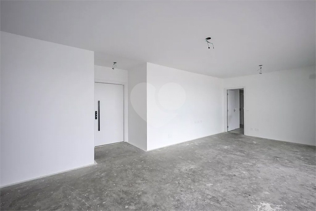 Apartamento à venda com 3 suítes,  em Jardim Fonte do Morumbi, São Paulo, SP