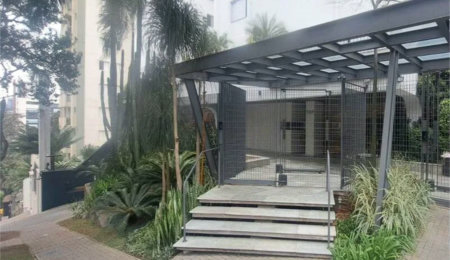 Apartamento à venda com 3 quartos, sendo 1 suíte,  em Pinheiros, São Paulo, SP