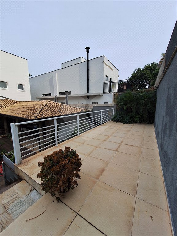 Casa à venda com 3 suítes no condomínio Villaggio Capriccio, Louveira - SP