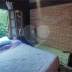 Casa à venda com 4 quartos, sendo 2 suítes, no condomínio Associação Reserva das Hortênsias, Mairiporã - SP